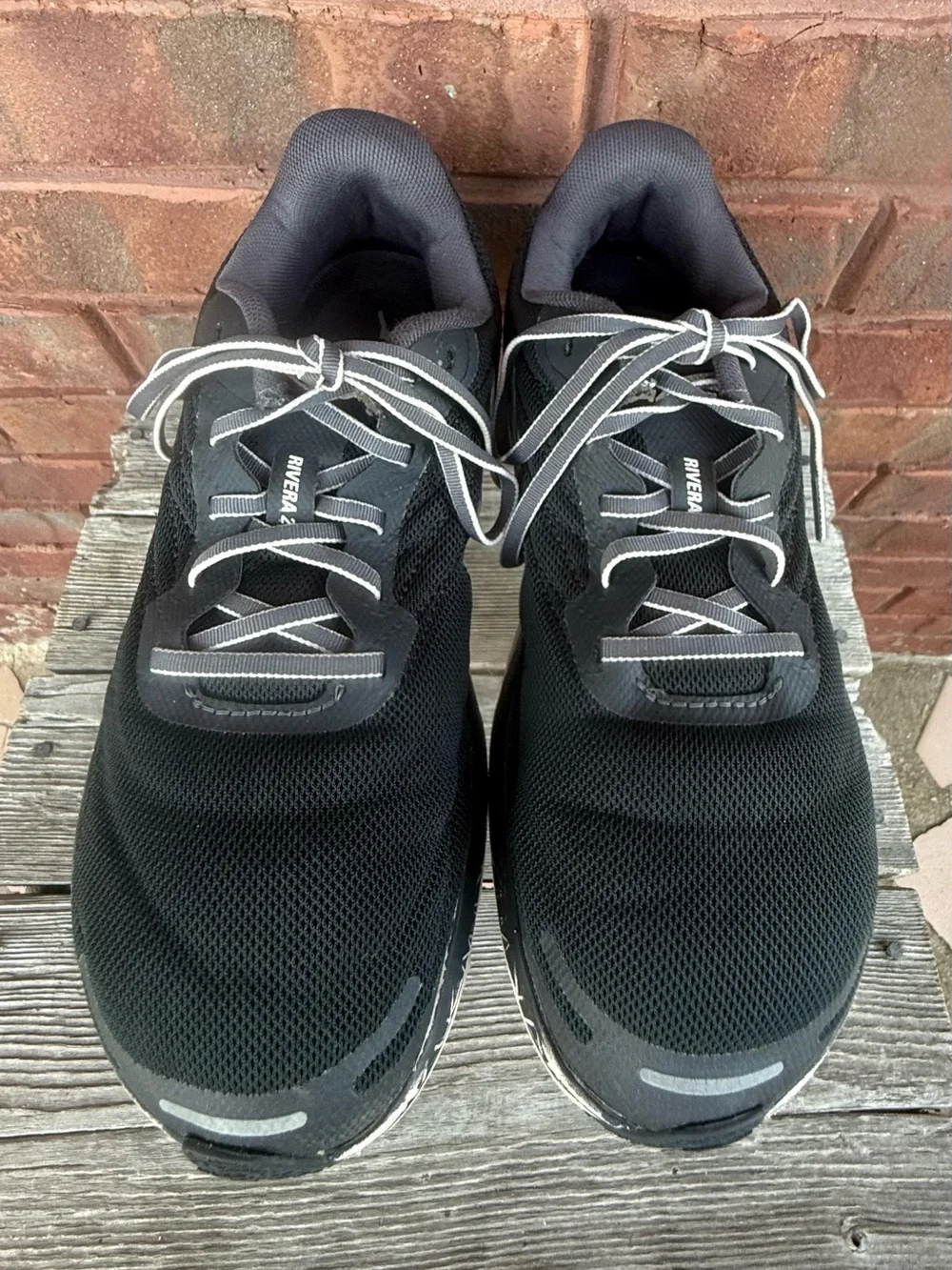 Altra Rivera 2 Womens Running Shoes Sneakers Size 7.5 Black Mesh AL0A5489060